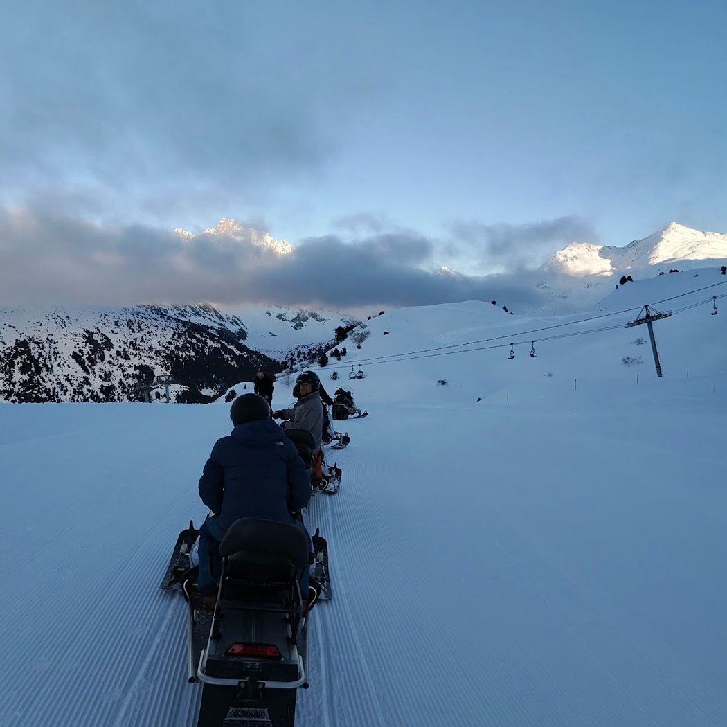 SNOW BIKER MERIBEL 3
