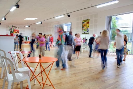 Dance School Sandrine Salsa, Rock, Bachata, Lindy Hop, Kizomba 2