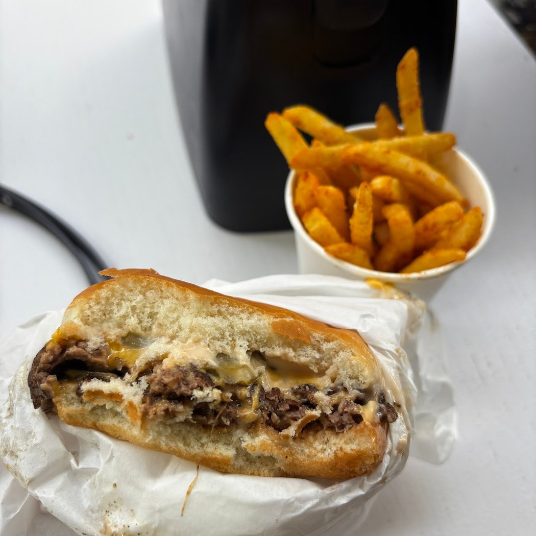 SMASH LAB BURGERS 3