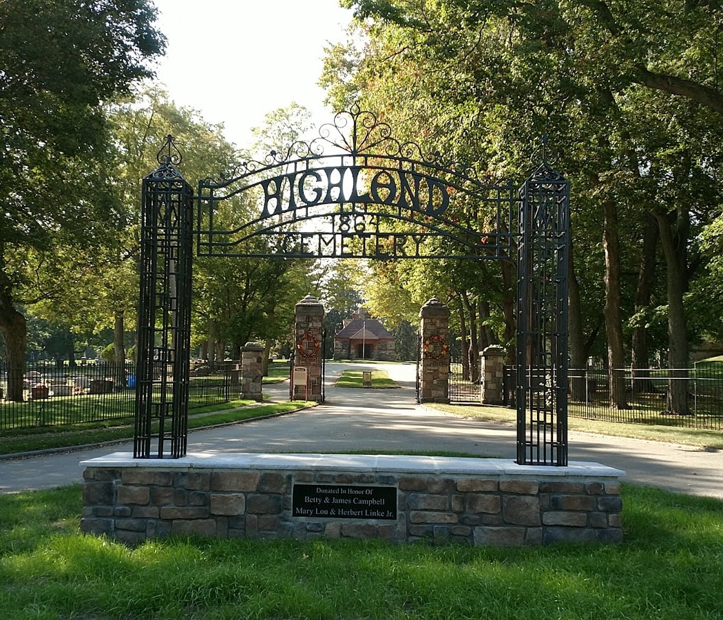 Highland Cemetery 2
