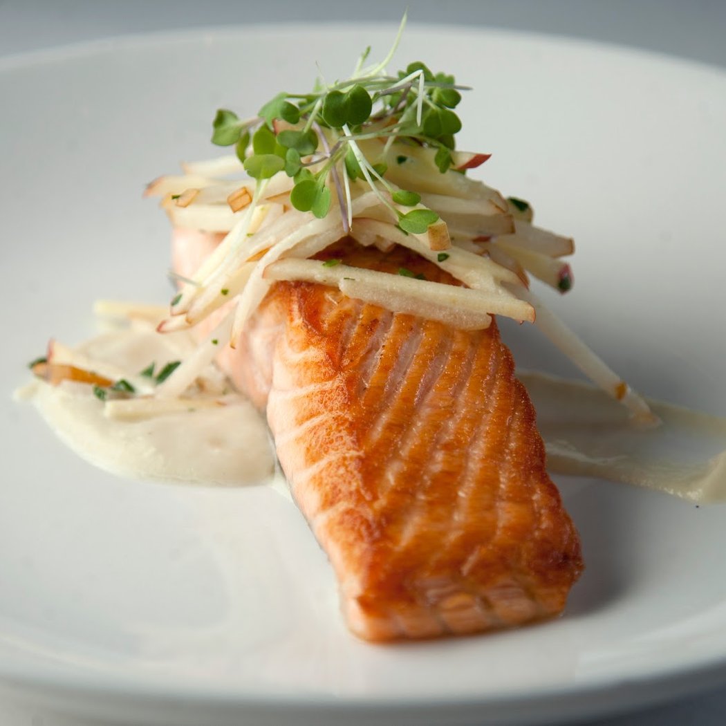 Esin Restaurant & Bar 1