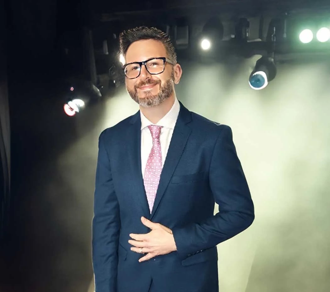 Magic in Mizner Park: Magic Jack Maxwell 3