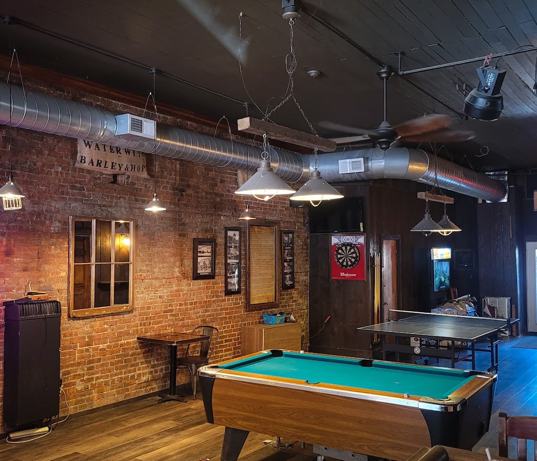 The White House Bar 3