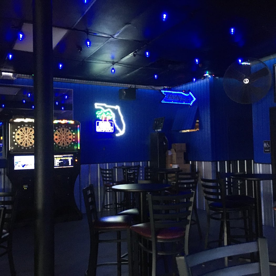 Drunken Parrot Saloon 3