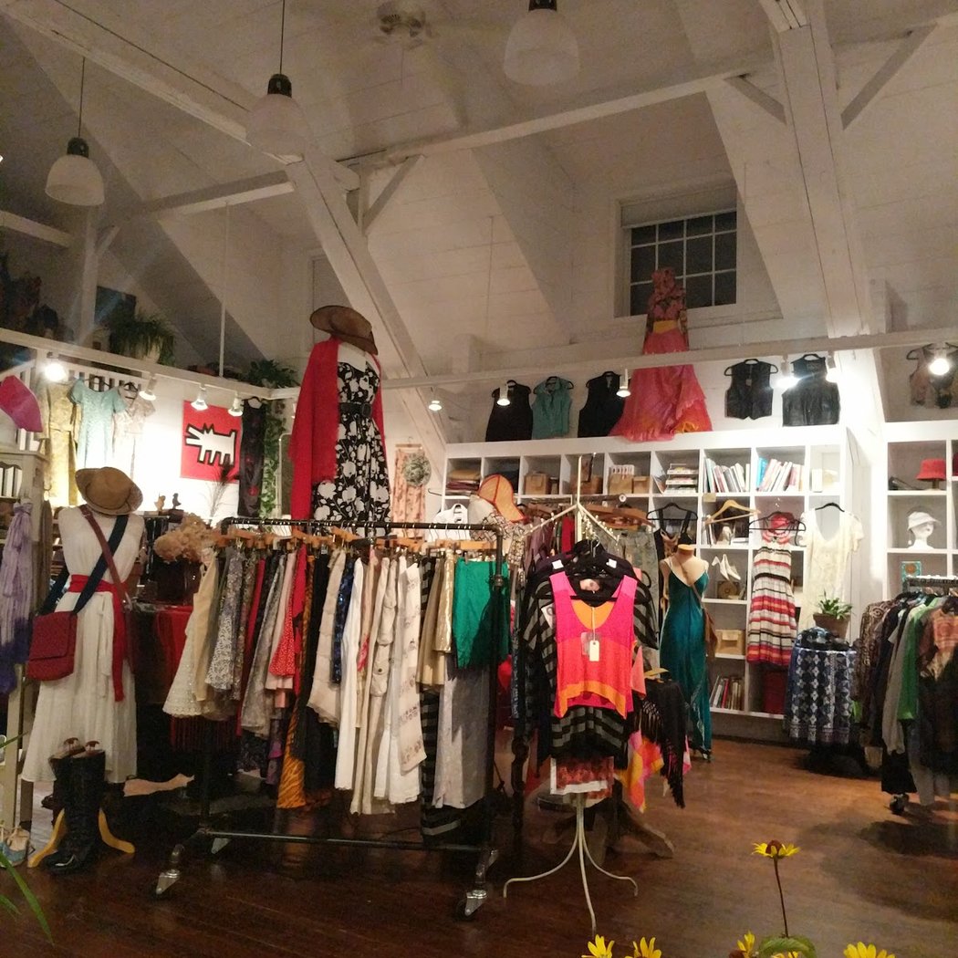 Rock City Vintage 3