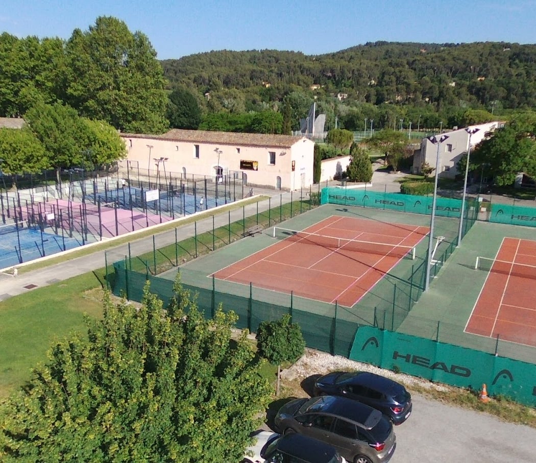 AIX AUC Tennis Padel 1