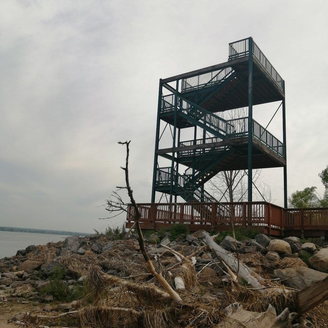 Stationnement du Parc écomaritime de l'Anse-du-Port 3