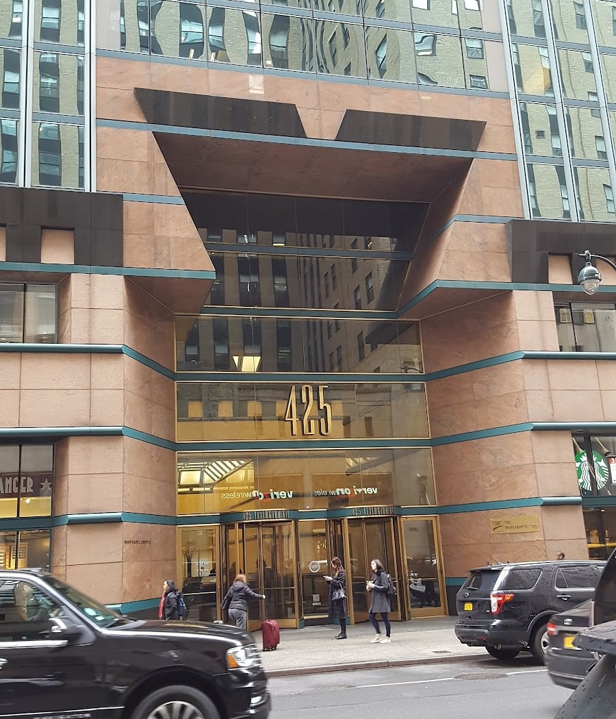 425 Lexington Ave 3