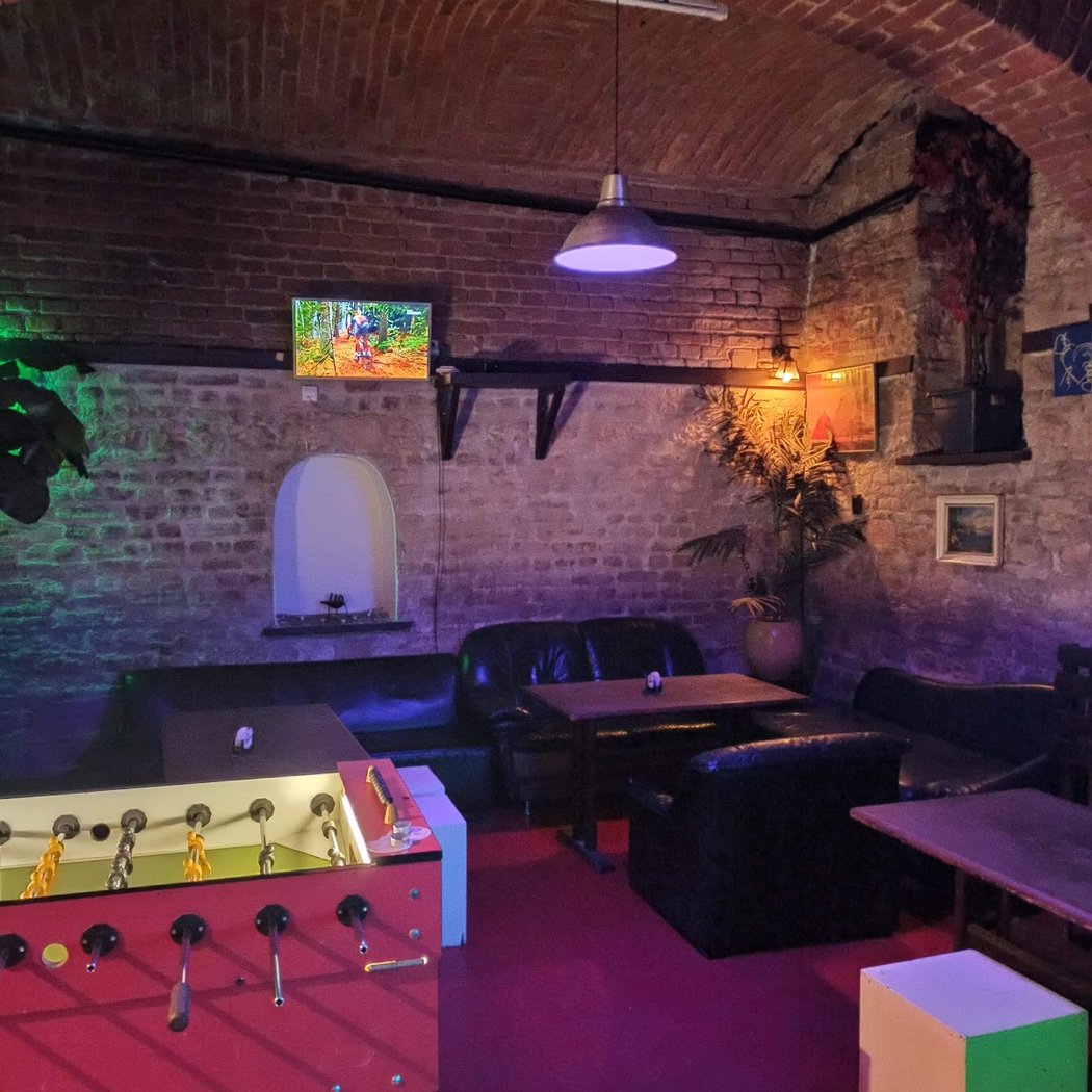 Downtown Club 1