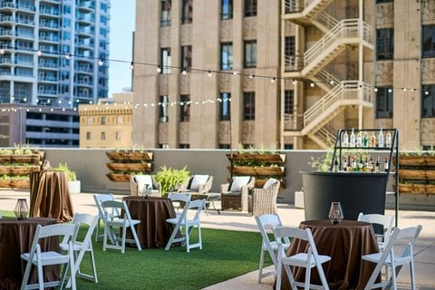 Renaissance Phoenix Downtown Hotel 2