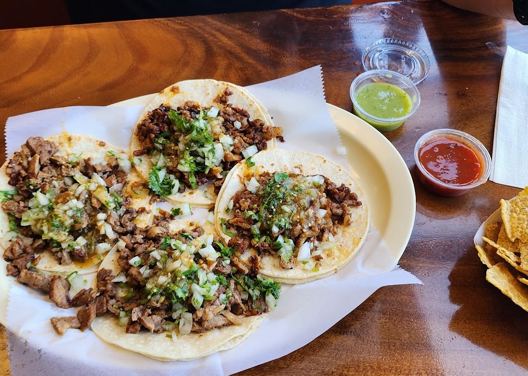 Taqueria Mi Familia 1