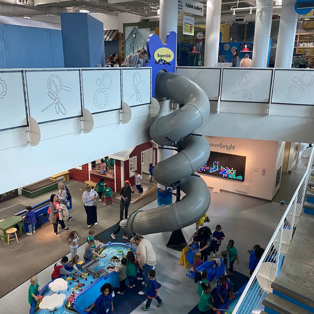 Discovery Center at Murfree Spring 2