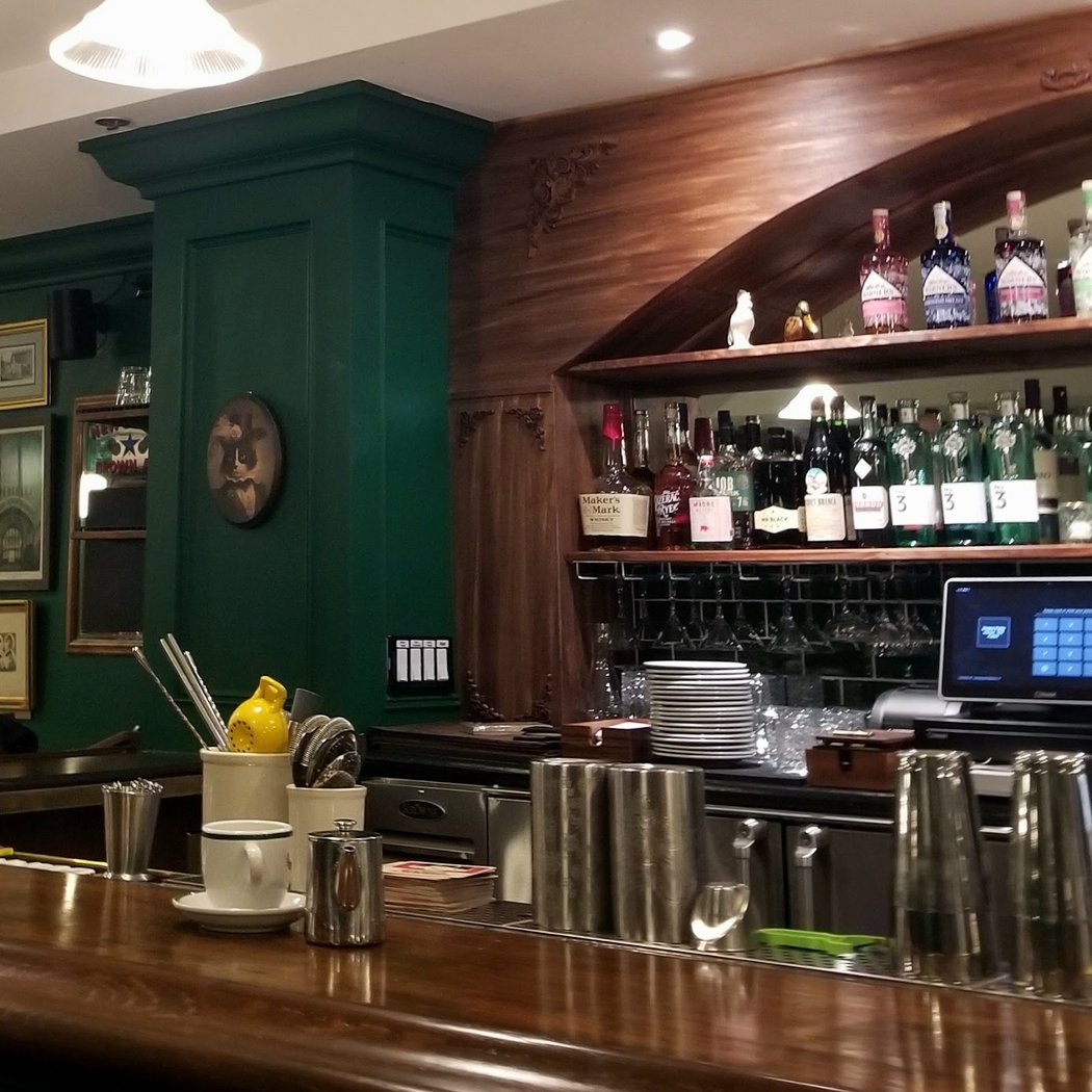 Dingles Public House 2