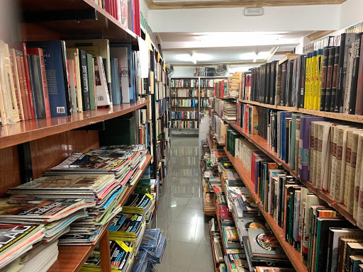 Librería Anticuaria Los Terceros 2