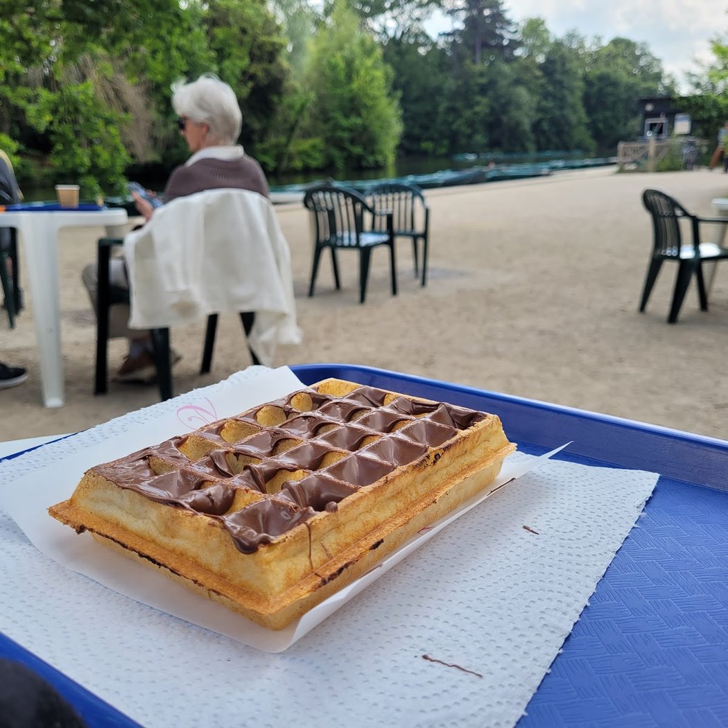 Lemeny Gladys Confiserie Du Lac 1