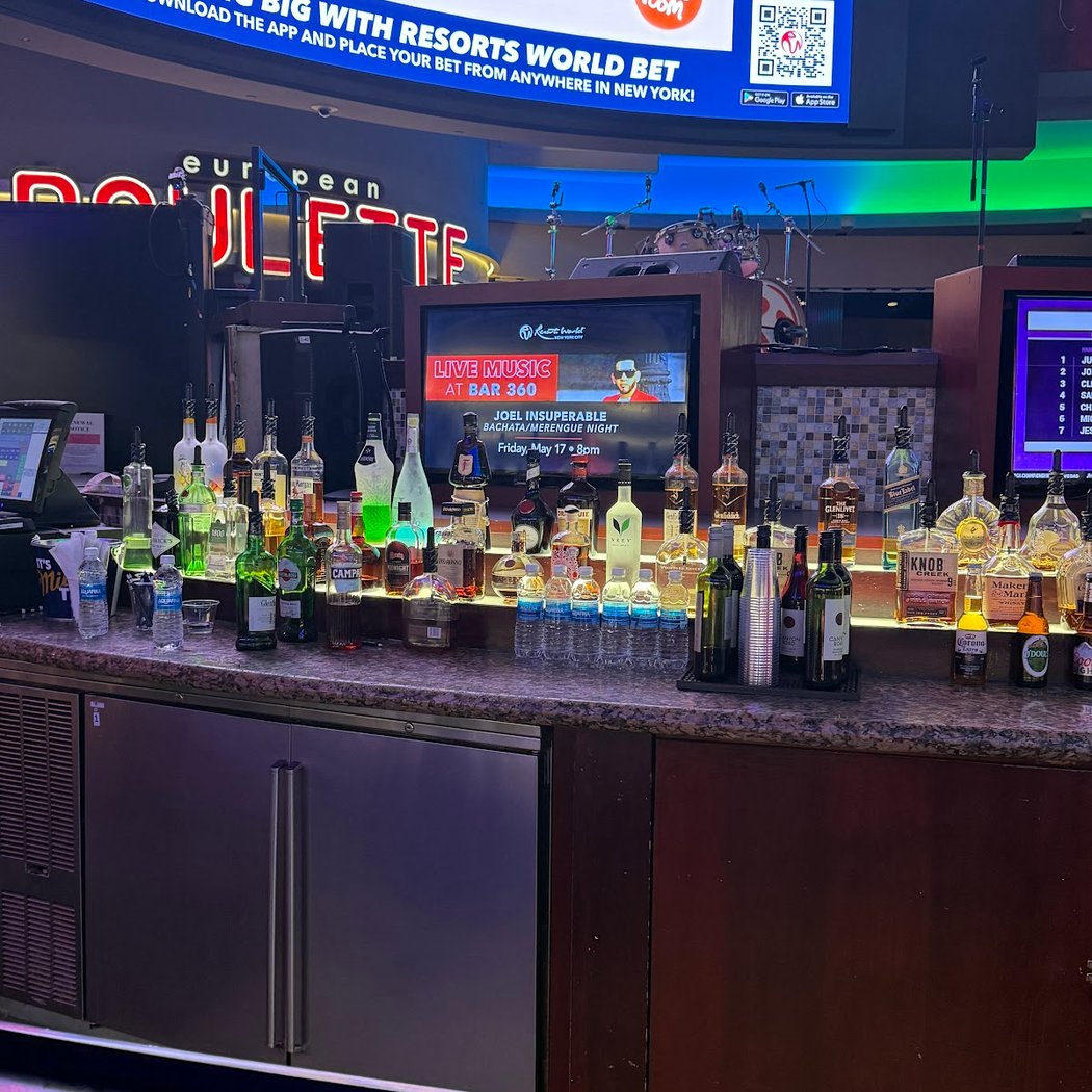 Bar 360 4