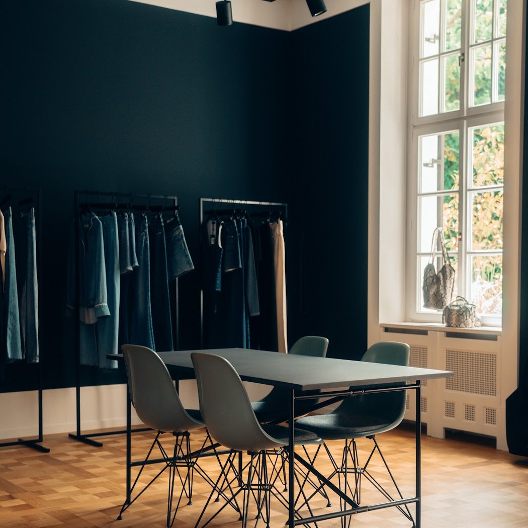 Fashion Sample Sales 2