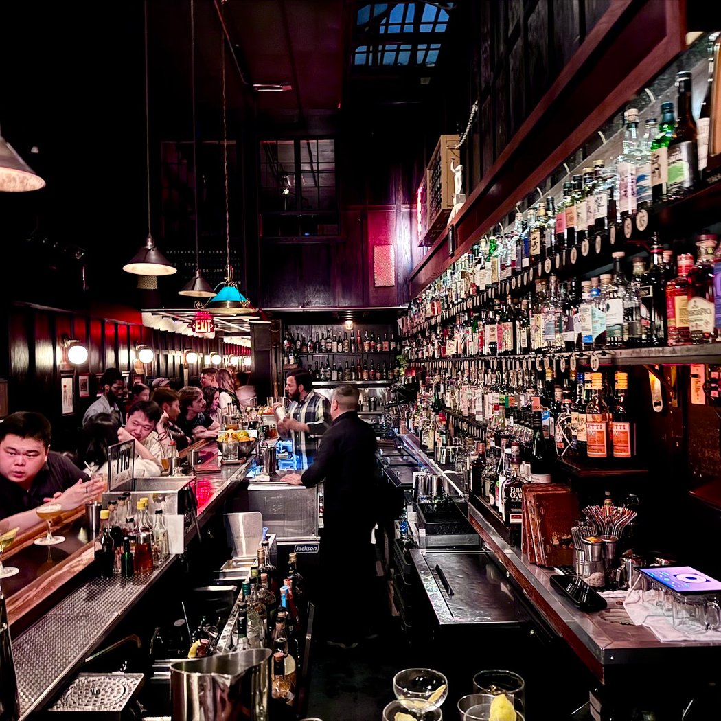 LIVE MUSIC upstairs at Dutch Kills 1