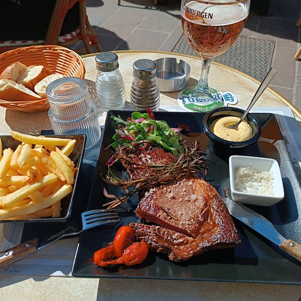 Cafe La Poste 1