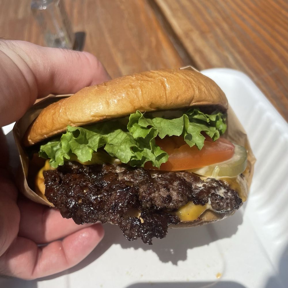 Burger BLVD 1