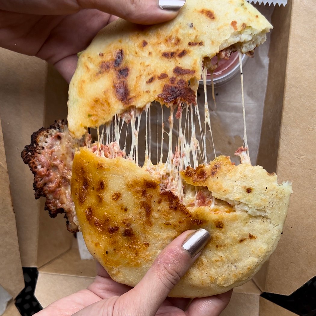 PUPUSA LADY Food Truck @ Running Shop & Hops 1