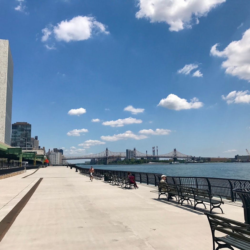 East River Platform 4