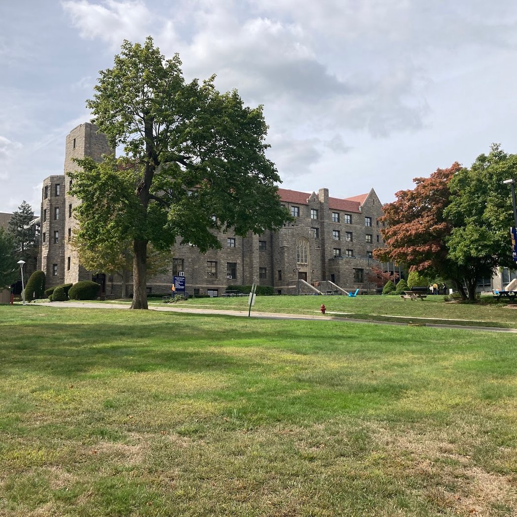 Elisabeth Haub School of Law at Pace University 2