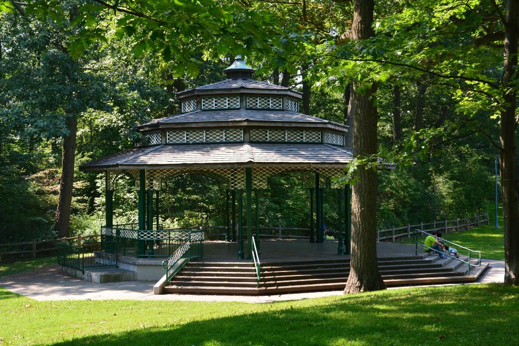 Kew Gardens 2