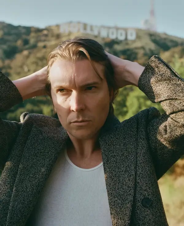 Alex Cameron 1