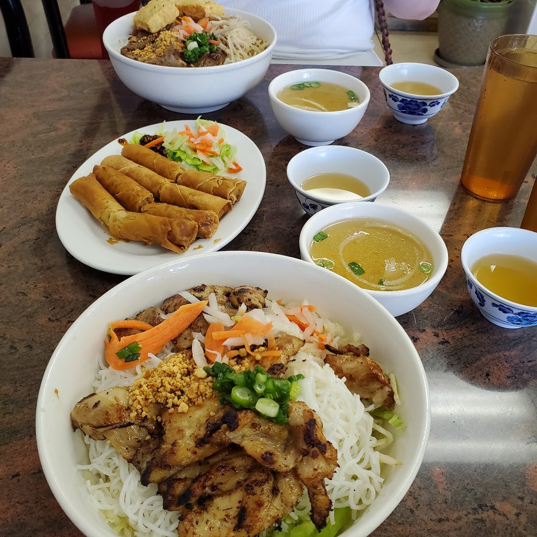 Pho Saigon City 2 3