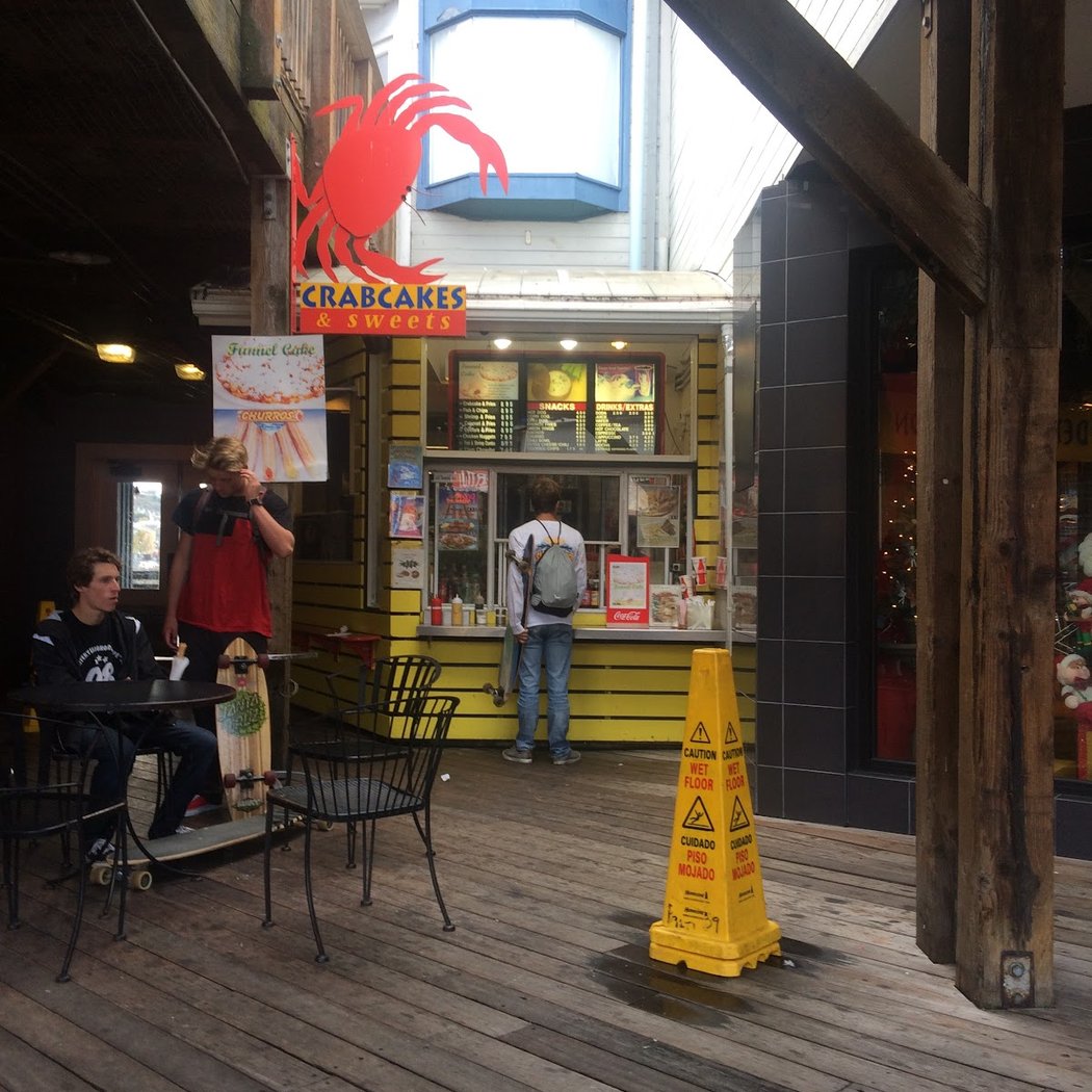 Crabcakes & Sweets 2