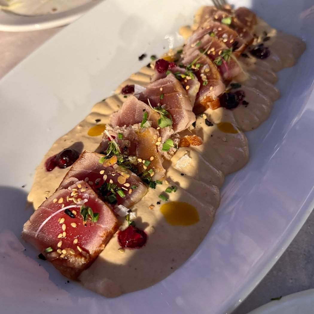 SUSPIRO. Tapas & Vinos 1