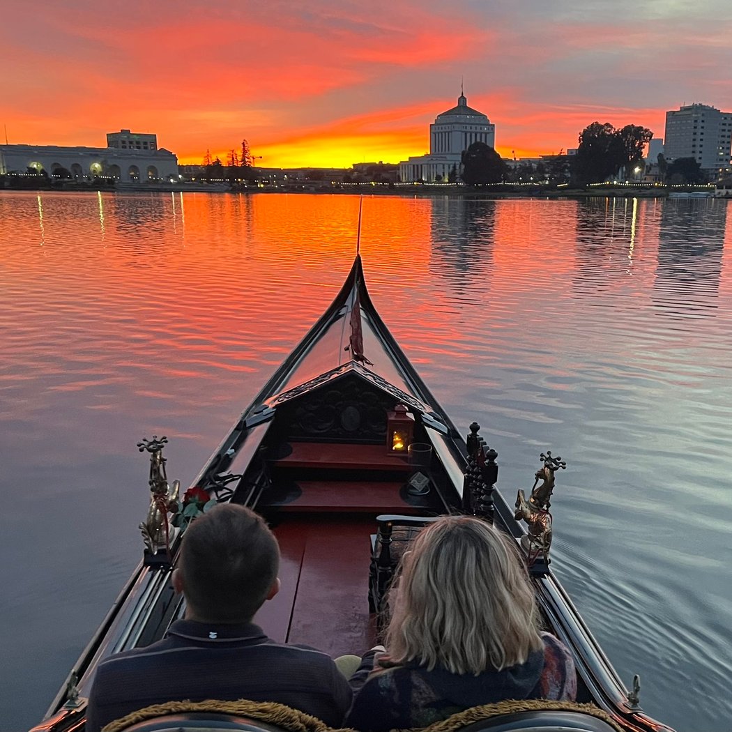 Private Romantic Gondola Cruise