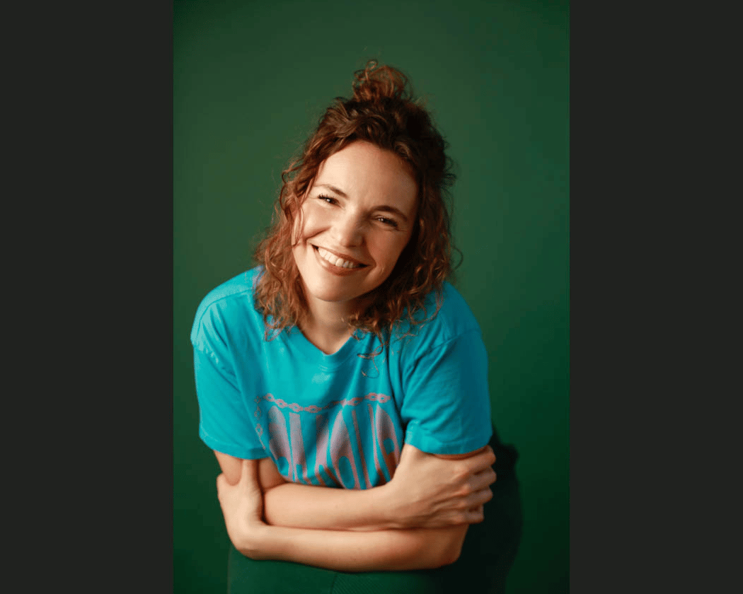 Beth Stelling: Let Me Get Loose 1