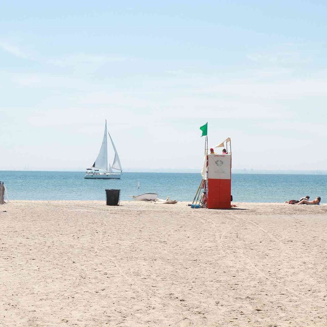 Hanlan's Point Beach 2