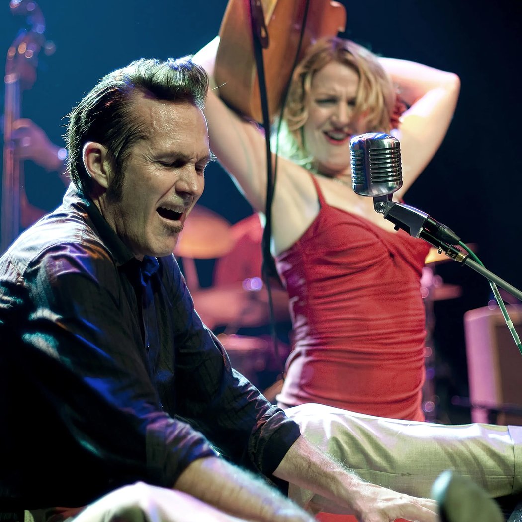 The Steve Lucky & Carmen Getit Show 1