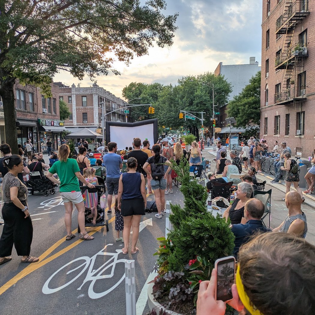 31st Avenue Open Street 4