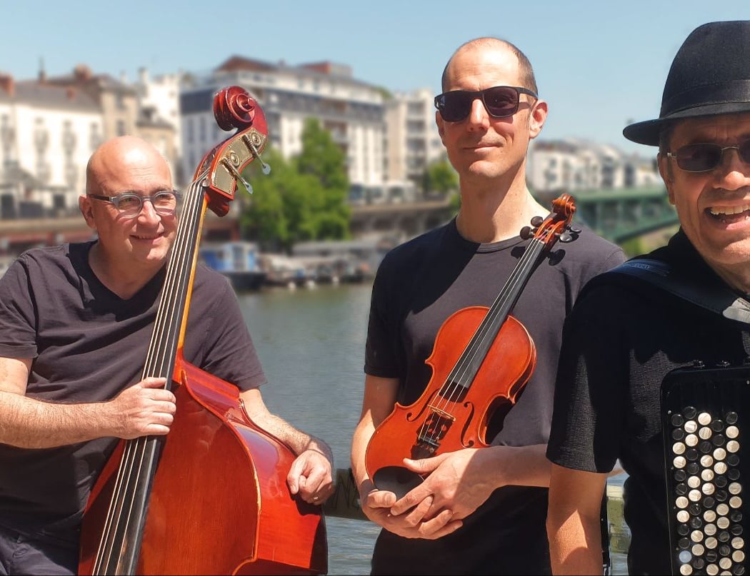 On fête le deuxième anniversaire du Chapati avec Quartet Chantilly 1