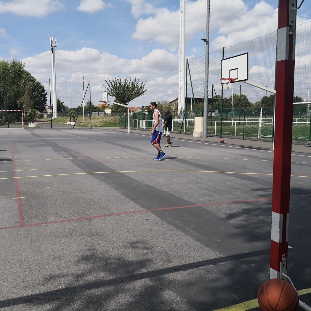 Neuilly-Plaisance Sports 2