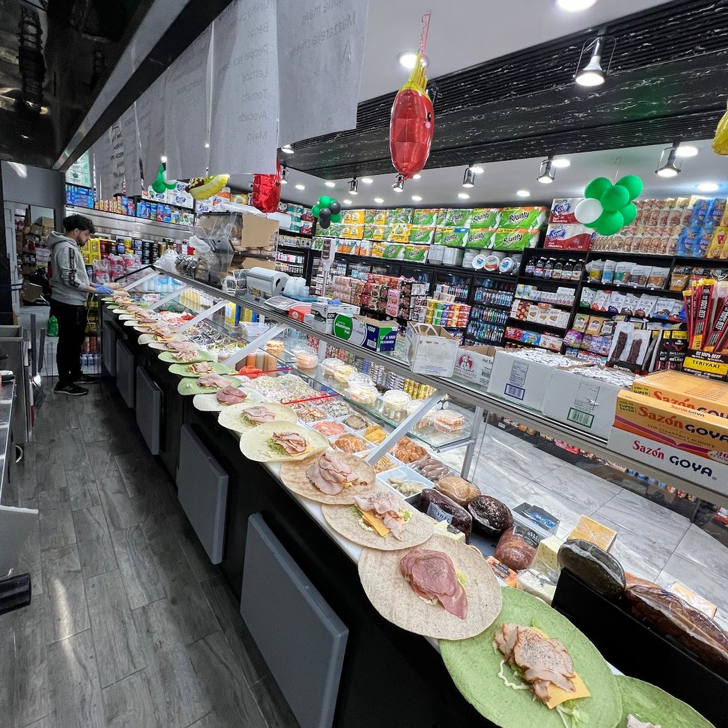 Organic Valley Food Market 1