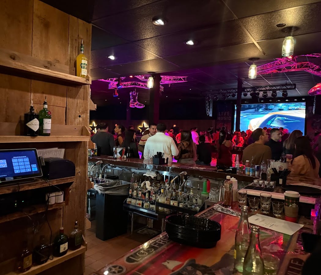 Texas Rodeo Saloon 3