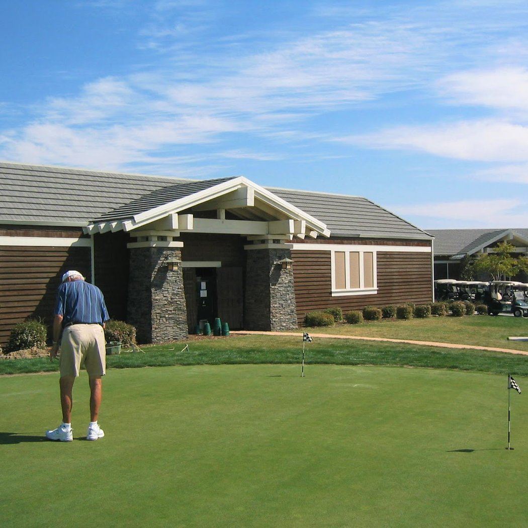 Shadow Lakes Club 3