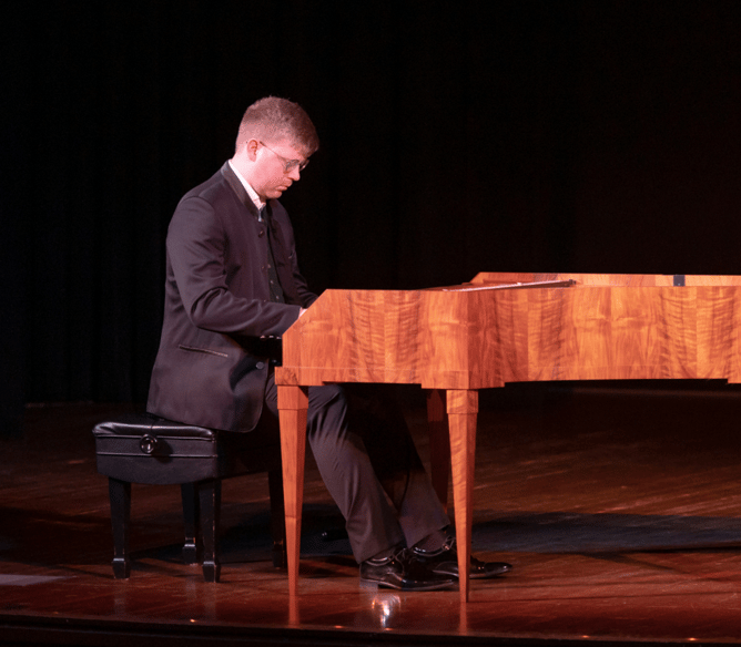 Beethoven's Piano in Concert
