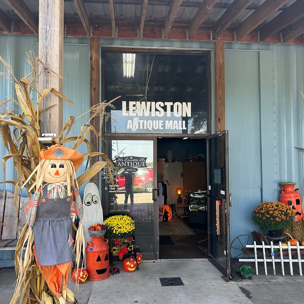 Lewiston Antique Mall 2