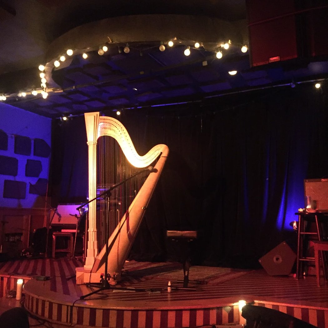 Desintegrar: a flamenco performance installation 3