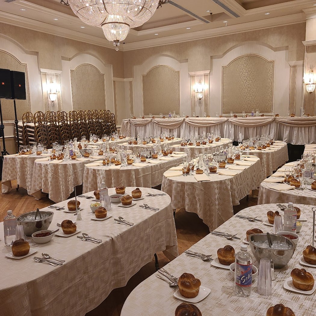 Ateres Golda Ballroom 3