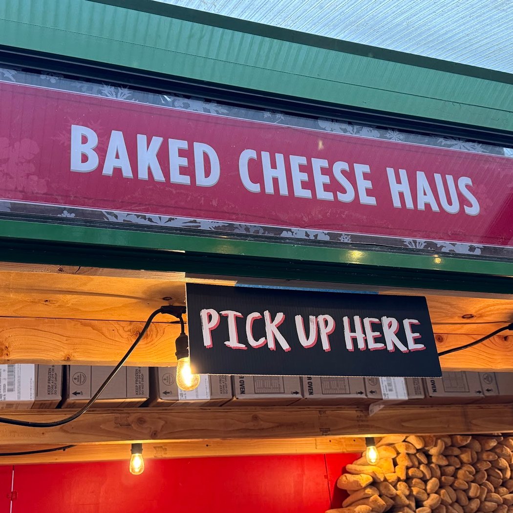 Baked Cheese Haus Raclette 2