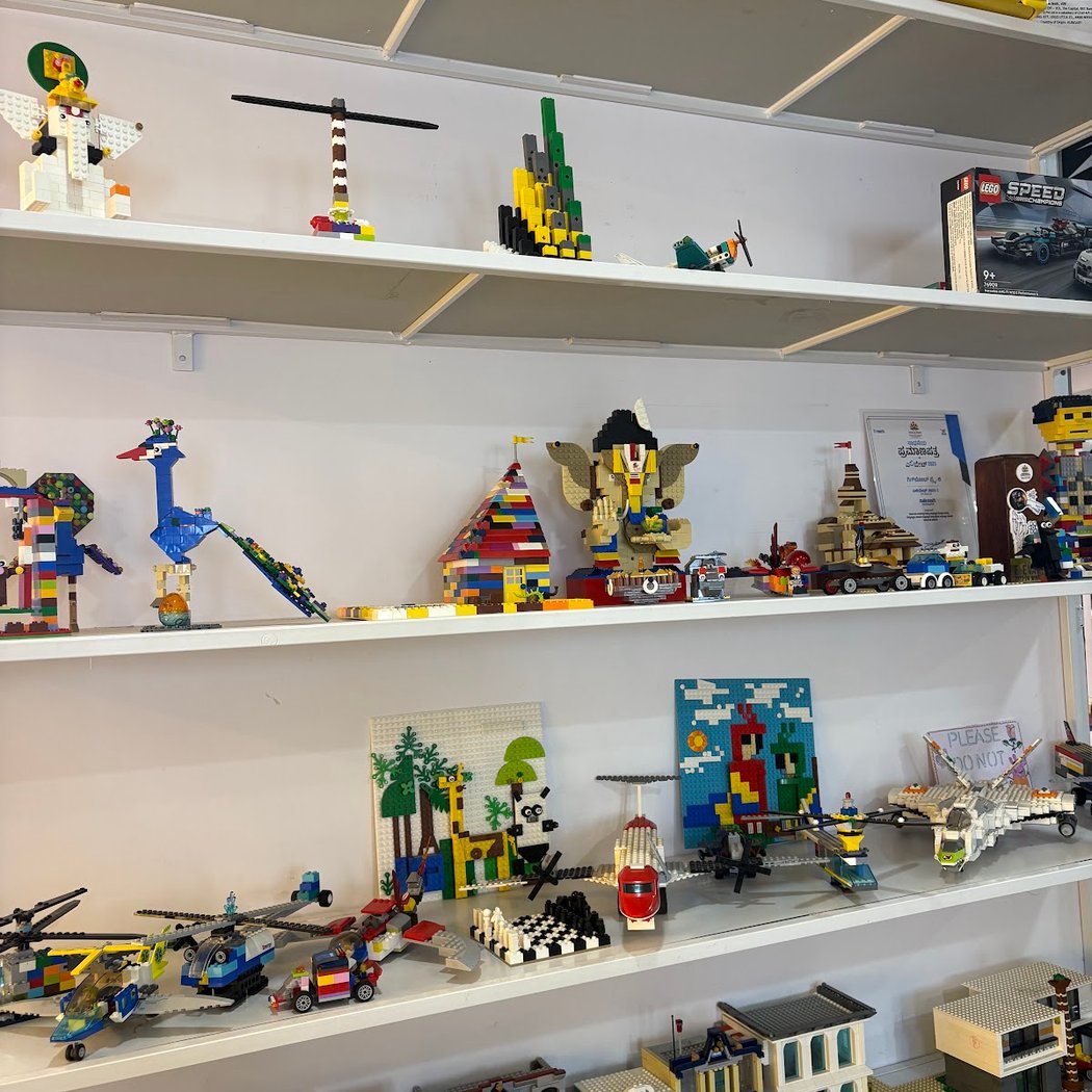 LEGO TIME - Play & Learn with LEGOs 2