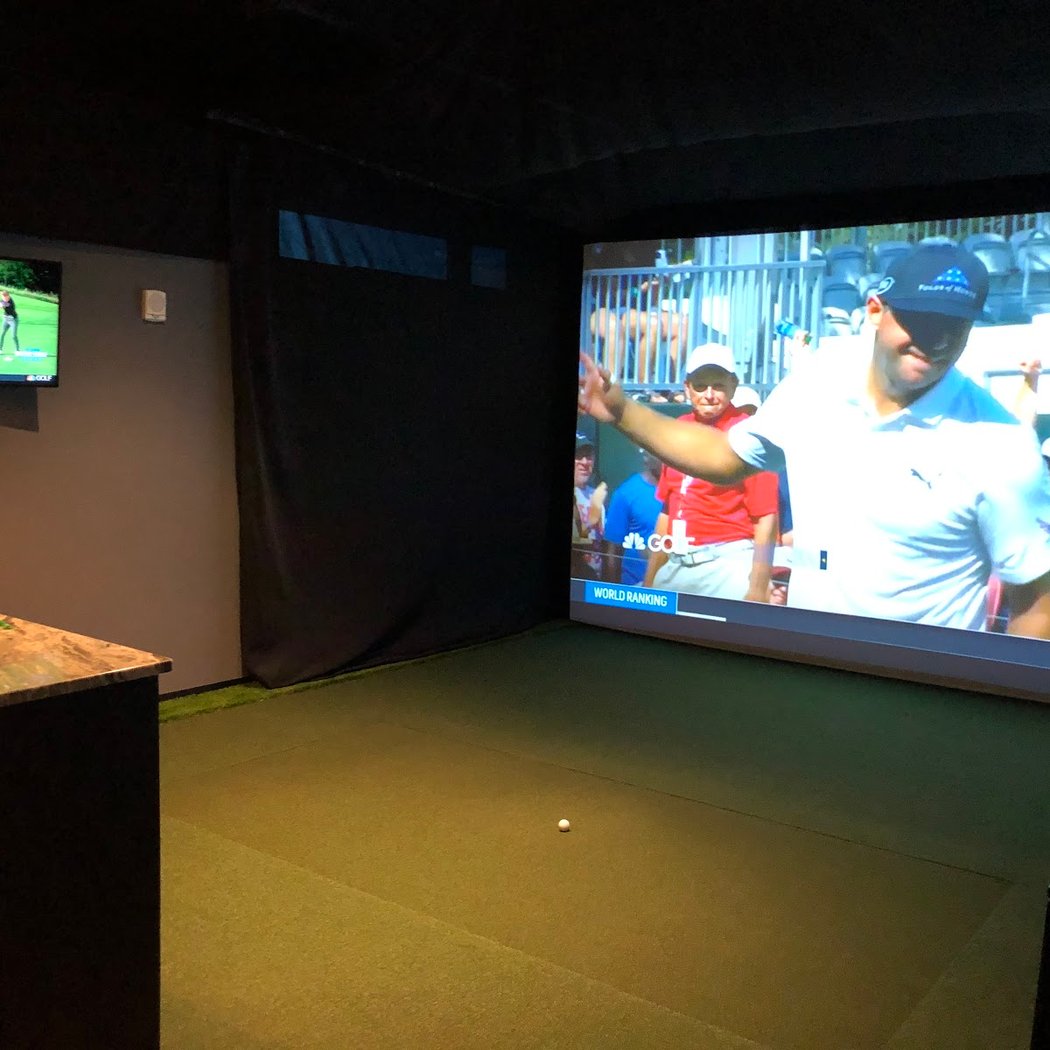 Swing Loose Indoor Golf 2