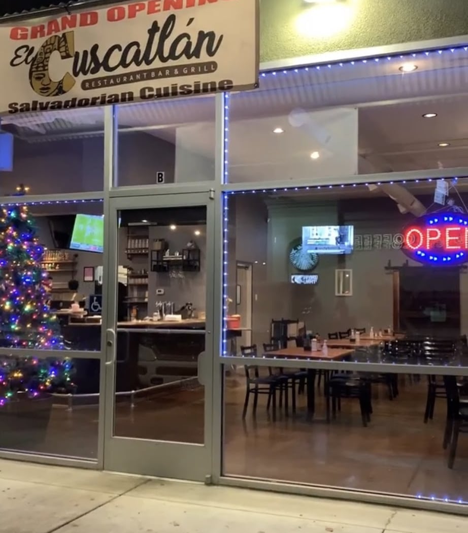 El Cuscatlan Restaurant 2